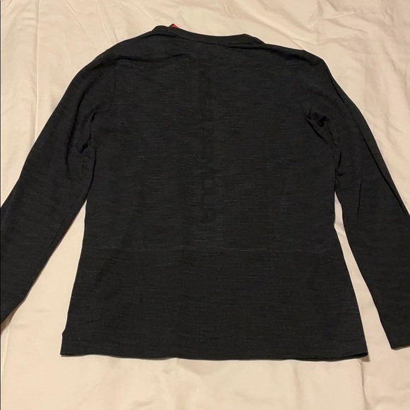 🐝 🆕  NWT Under Armour heat gear top - Picture 4 of 7